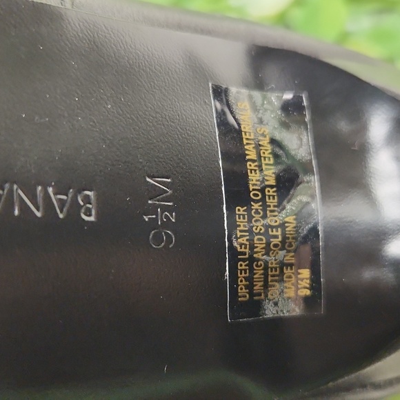 Banana Republic Daphne Lace Up Bootie Heels - Picture 8 of 8